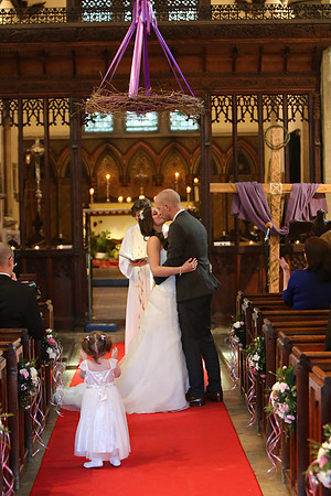 Oxford-Spires-Four-Pillars-Wedding
